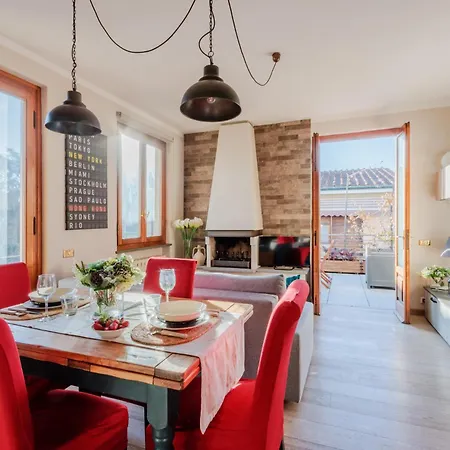 Daire Casa Tofanelli, A Smart With Terrace Lucca